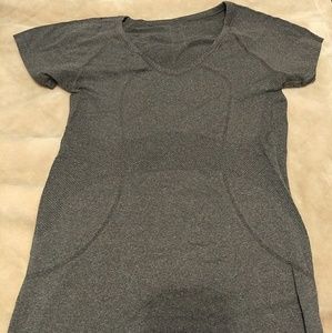 Lululemon short sleeve base layer (grey)